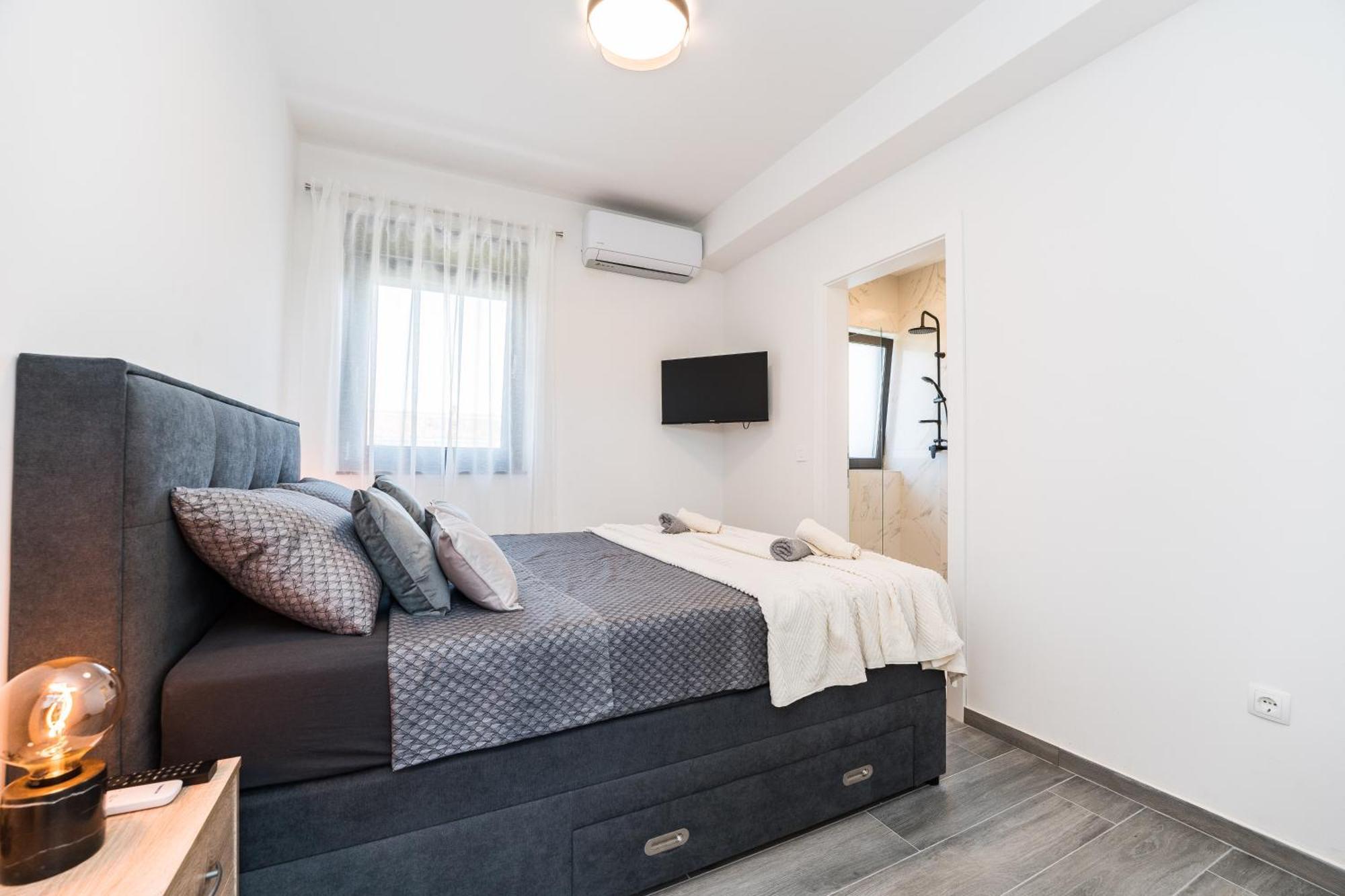 Vila Valy With Heated Pool